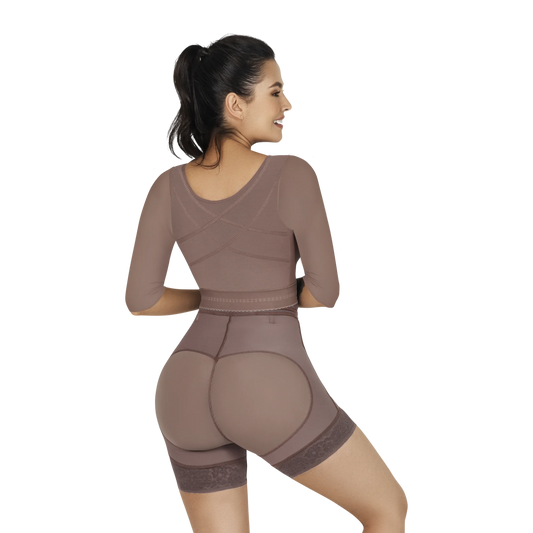 Vista posterior del short divina